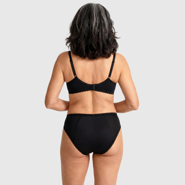 Vera's Elegant Leakproof Brief
